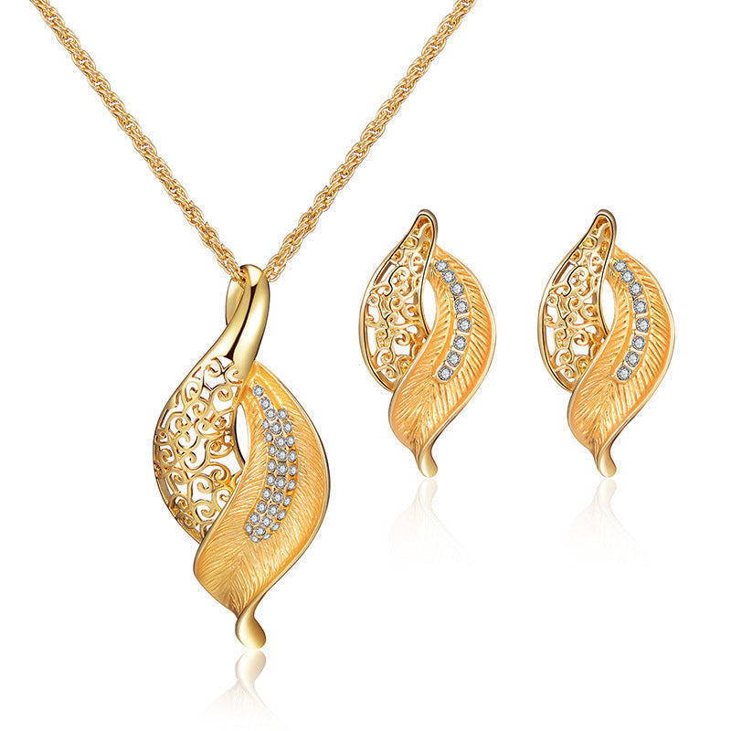 Elegant Pink Gem Necklace Jewelry Set