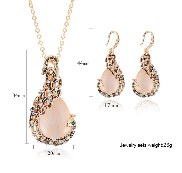 Elegant Pink Gem Necklace Jewelry Set